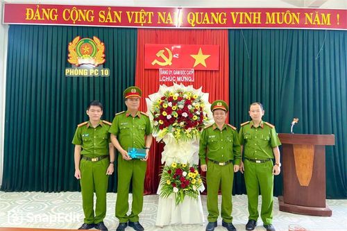 Lãnh đạo Công an TP Đà Nẵng chúc mừng lực lượng Cảnh sát THAHS và HTTP nhân Ngày truyền thống