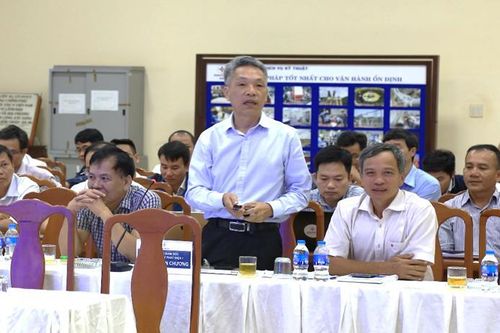 Công ty ĐHĐ nâng cao trình độ về bảo dưỡng, sửa chữa máy phát thủy điện