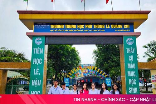 Trường THPT Lê Quảng Chí - 20 năm nỗ lực vươn ra 'biển lớn'