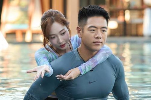 Michael Trương, Yuna Vũ phản ứng ra sao khi được hỏi '1 người đàn ông có thể yêu cùng lúc 2 cô gái'?