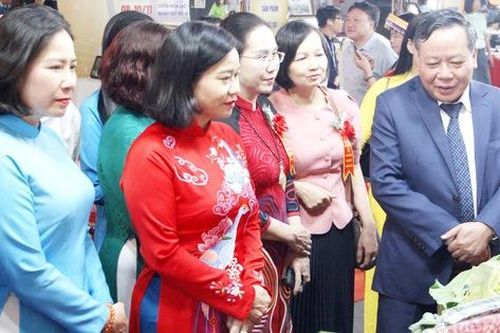 'Hà Nội kết nối - vươn xa': Khẳng định tiềm năng, sức sáng tạo của phụ nữ trong phát triển kinh tế