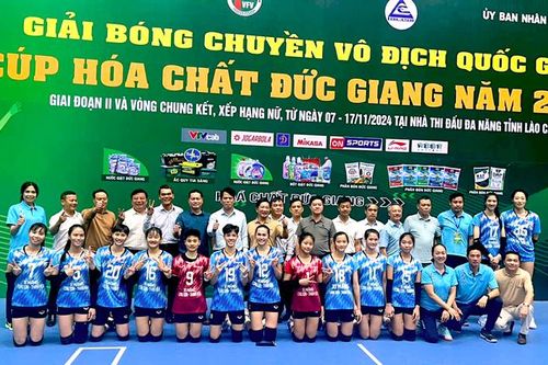 Xi măng Long Sơn Thanh Hóa ngược dòng giành chiến thắng trận ra quân giai đoạn II Giải VĐQG 2024