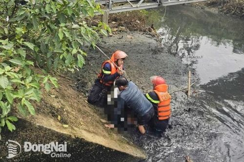 Tìm thấy thi thể nam thiếu niên bị đuối nước ở rạch Lung thuộc phường Bửu Long của Biên Hòa