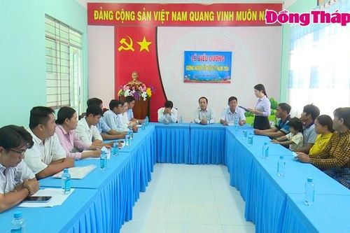 Ý chí tự lực vươn lên thoát nghèo của người dân vùng biên Tân Hồng