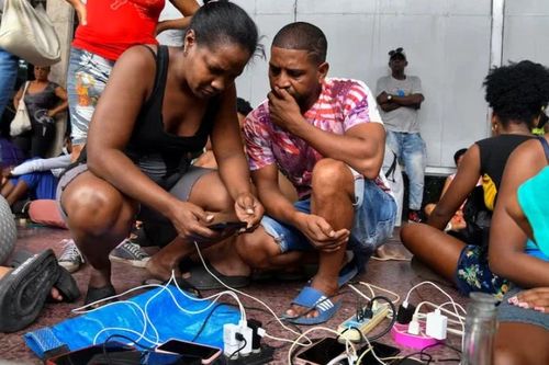 Cuba dần khôi phục lưới điện sau bão Rafael