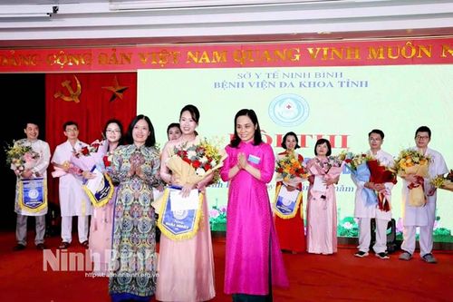 Sôi nổi, thiết thực Hội thi chuyên môn, nghiệp vụ bác sỹ trẻ ngành Y tế Ninh Bình