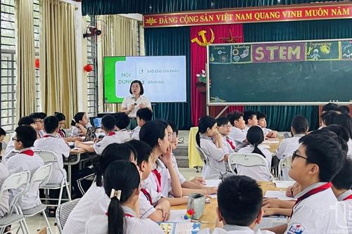 Giáo dục STEM: Tăng cường phát triển năng lực của học sinh