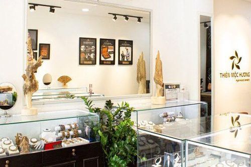 Vật phẩm phong thủy hút tài lộc tại Thiên Mộc Hương, nâng tầm cuộc sống