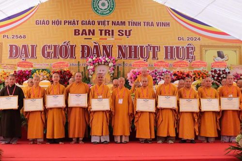 Trà Vinh: Đại giới đàn Nhựt Huệ bế mạc thành tựu viên mãn