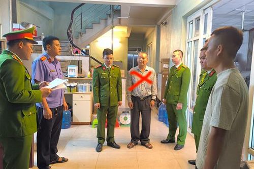 Bắt giam một giám đốc công ty xây dựng vì làm 'teo tóp' dự án cấp nước