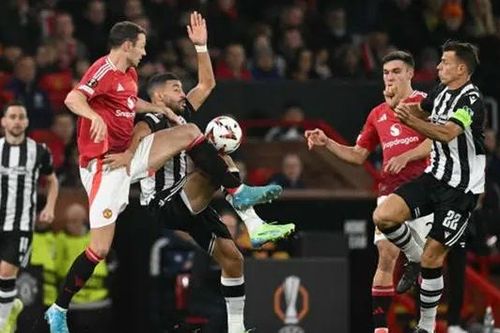 Manchester United giành chiến thắng đầu tiên tại Europa League
