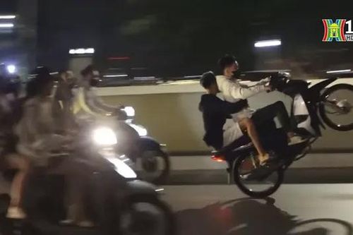Đề nghị xử lý nghiêm hành vi đua xe trái phép