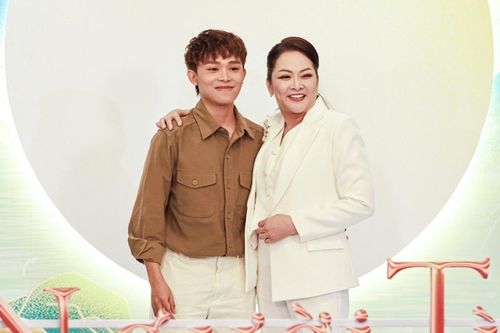 Mời Hồ Văn Cường diễn liveshow mặc ồn ào với Phi Nhung, Như Quỳnh nói gì?