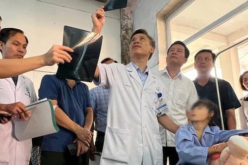 'Bất cứ khi nào có ca nặng hay khó cần hội chẩn online, trực tiếp, BV Việt Đức luôn sẵn sàng'