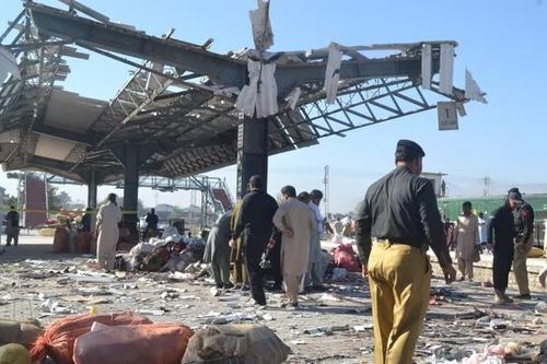 Đánh bom nhà ga xe lửa ở Pakistan, ít nhất 24 người thiệt mạng