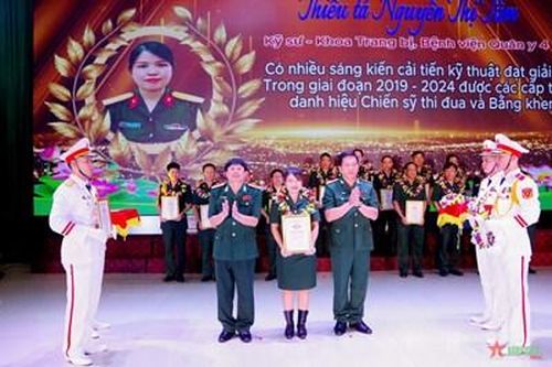 Nữ 'bác sĩ' của trang, thiết bị y tế
