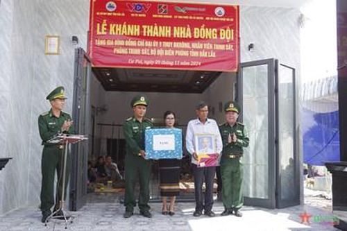 Trao nhà tặng quân nhân có hoàn cảnh khó khăn tại Đắk Lắk