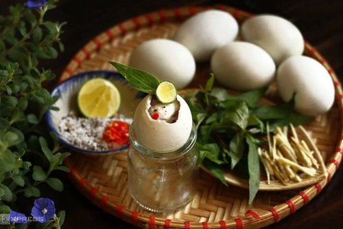 Ăn trứng vịt lộn sao cho đúng cách?