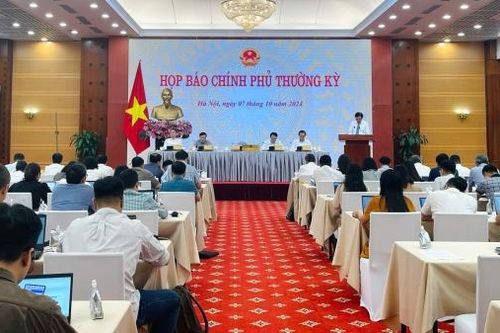 Họp báo Chính phủ thường kỳ tháng 10/2024: Ưu tiên thúc đẩy tăng trưởng gắn với ổn định kinh tế vĩ mô