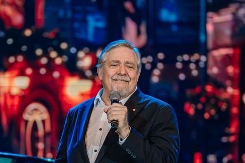 Huyền thoại Broadway Philip Quast chinh phục khán giả Việt Nam