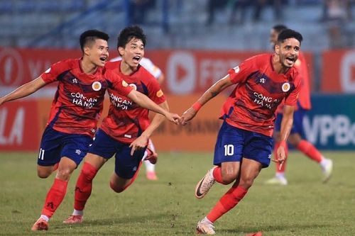 Bảng xếp hạng LPBank V-League 2024/25 - Vòng 7: Ngôi đầu đổi chủ
