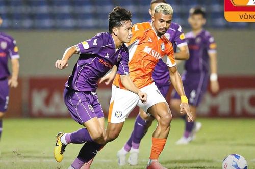 Tiến Linh lập công, Bình Dương chia điểm sau 'cơn mưa thẻ đỏ'