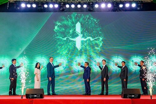 Vận hành thương mại đoạn trên cao tuyến đường sắt đô thị thí điểm Nhổn-Ga Hà Nội