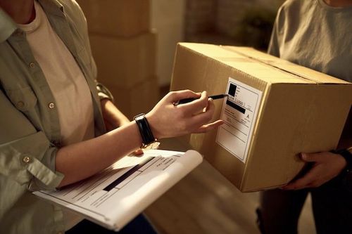 74% người Việt vẫn thích mua sắm trực tiếp thay vì online