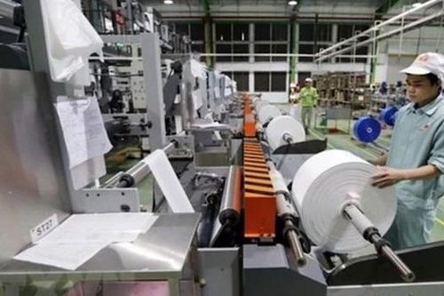 Bơm vốn để doanh nghiệp bắt lại đà tăng trưởng