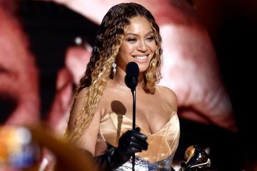 Beyoncé gây tranh cãi khi 'áp đảo' đề cử tại GRAMMY 2025
