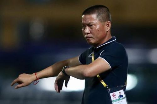 HLV Chu Đình Nghiêm tái ngộ Hà Nội FC đầy cảm xúc