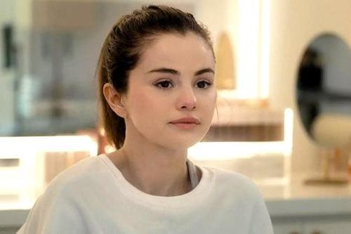 Selena Gomez đề cao yêu thương chính mình
