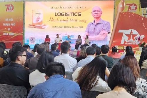 Ra mắt cuốn sách 'Logistics - Hành trình khát vọng'