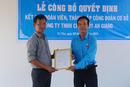 Thành lập công đoàn cơ sở Công ty TNHH Chất đốt An Giang