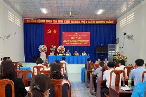 Đại biểu Hội đồng nhân dân tỉnh tiếp xúc cử tri thị xã Ayun Pa