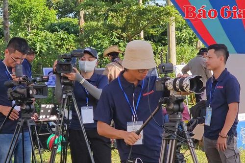 Báo Gia Lai sẵn sàng cho Livestream Chương trình nghệ thuật 'Vũ khúc Dã quỳ-Chư Đang Ya 2024'