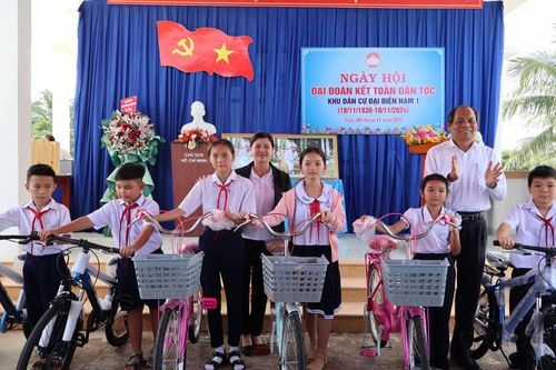 Ngày hội Đại đoàn kết dân tộc Khu dân cư Đại Điền Nam 1