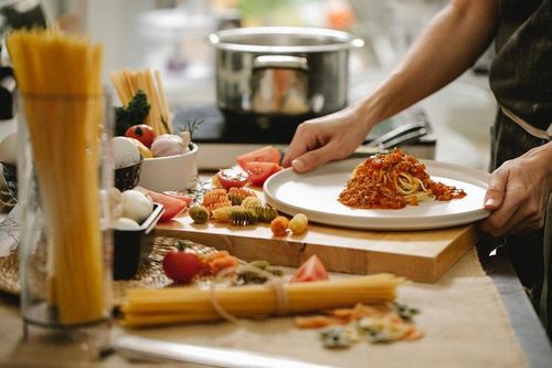 6 thói quen bảo quản thực phẩm không đúng cách cần bỏ ngay