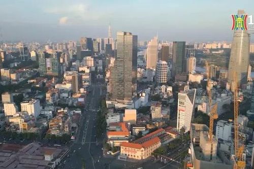Giá nhà liên tục tăng cao, người trẻ chật vật mua nhà