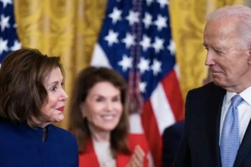 Bà Pelosi đổ lỗi cho ông Biden về thất bại của đảng Dân chủ trong bầu cử
