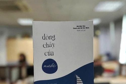 Dòng chảy đặc biệt của văn chương trẻ