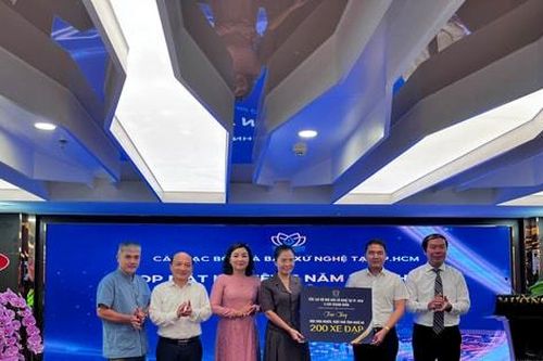 Câu lạc bộ Nhà báo Xứ Nghệ tại thành phố Hồ Chí Minh kỷ niệm 5 năm thành lập