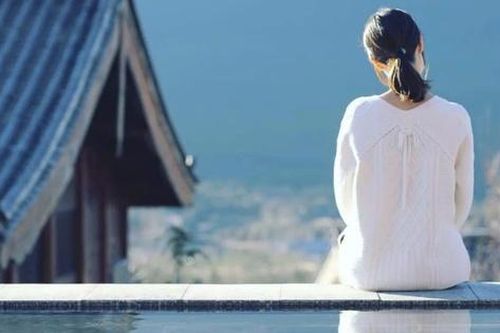 'Bừng tỉnh' sau giông bão