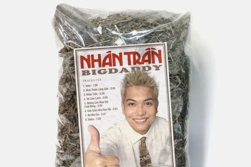 Rapper BigDaddy hé lộ album đầu tay với hình ảnh 'nhân trần' đậm chất Hà Nội