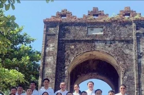 Hoành Sơn Quan 'cổng trời' trên đỉnh Đèo Ngang