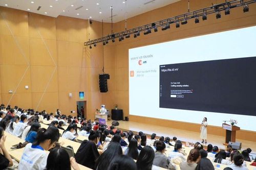 AI 'nắm quyền' kinh doanh nhiều lĩnh vực dịp cuối năm Bài 3: Nhiều rủi ro khi giao quyền kinh doanh cho AI