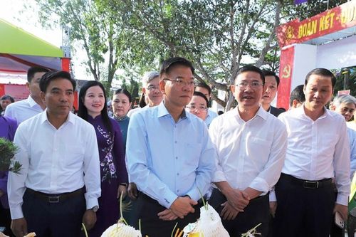 Tưng bừng Ngày hội ở Vân Sơn