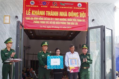 Khánh thành 'Nhà đồng đội' tặng quân nhân có hoàn cảnh khó khăn