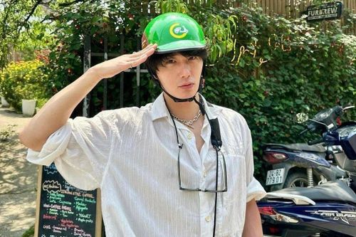 Tài tử 'Gia đình là số một' thèm phở, bia Việt Nam