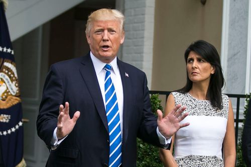 Ông Trump 'dội gáo nước lạnh' vào cựu thuộc cấp
